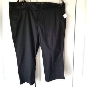 NWT Old Navy Mid-Rise Women's Stretch Capris 18